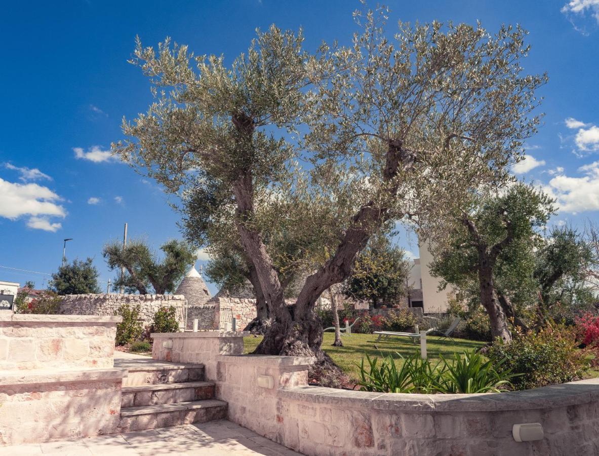 Rifugio Di Puglia - Trulli & Dimore Альберобелло Экстерьер фото