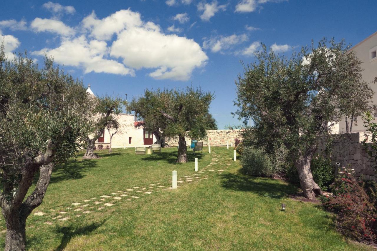 Rifugio Di Puglia - Trulli & Dimore Альберобелло Экстерьер фото