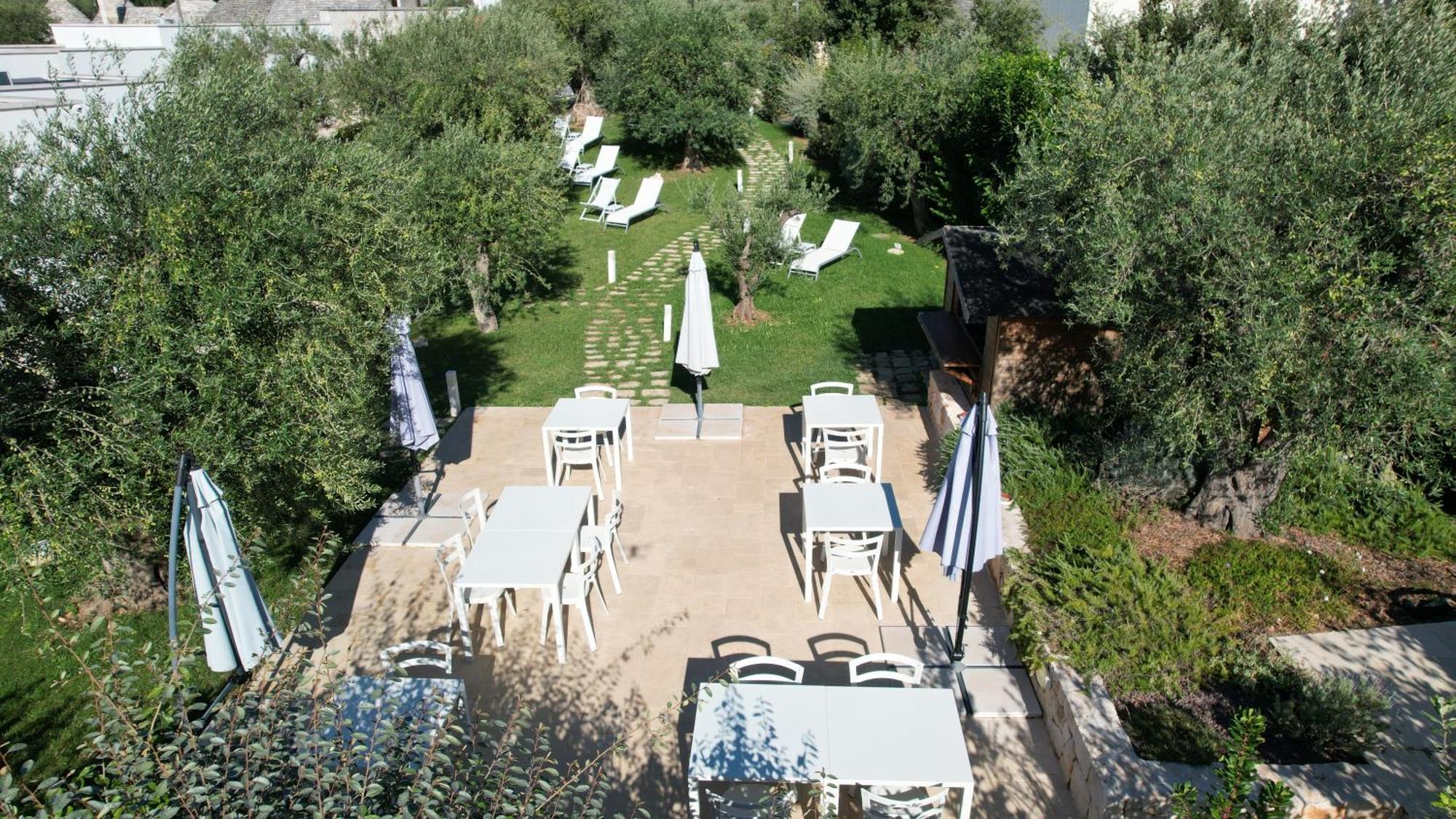 Rifugio Di Puglia - Trulli & Dimore Альберобелло Экстерьер фото