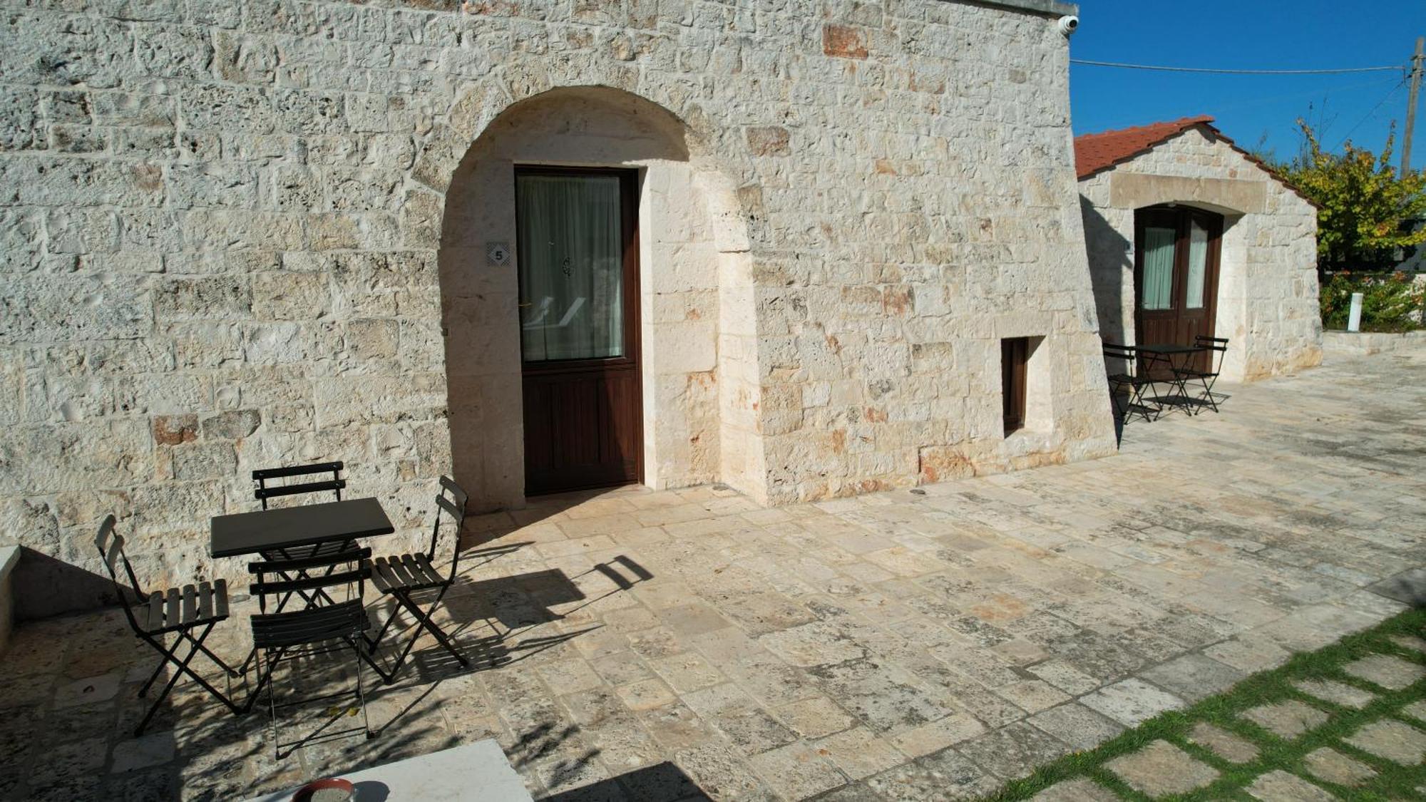 Rifugio Di Puglia - Trulli & Dimore Альберобелло Экстерьер фото